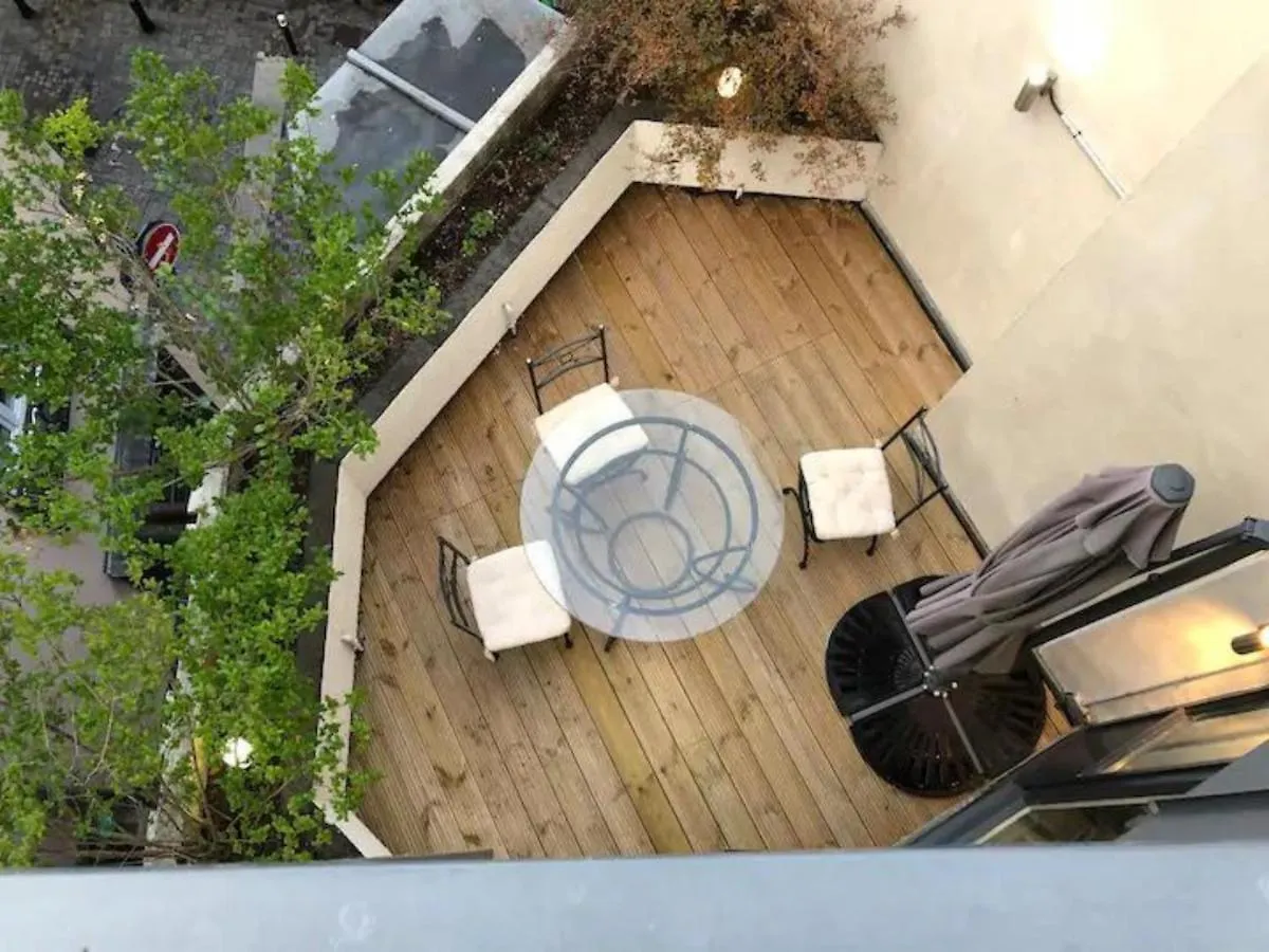 Villa Immeuble 4étages d'Exception Plein Centre Terrasses ascenseur à Clermont-Ferrand